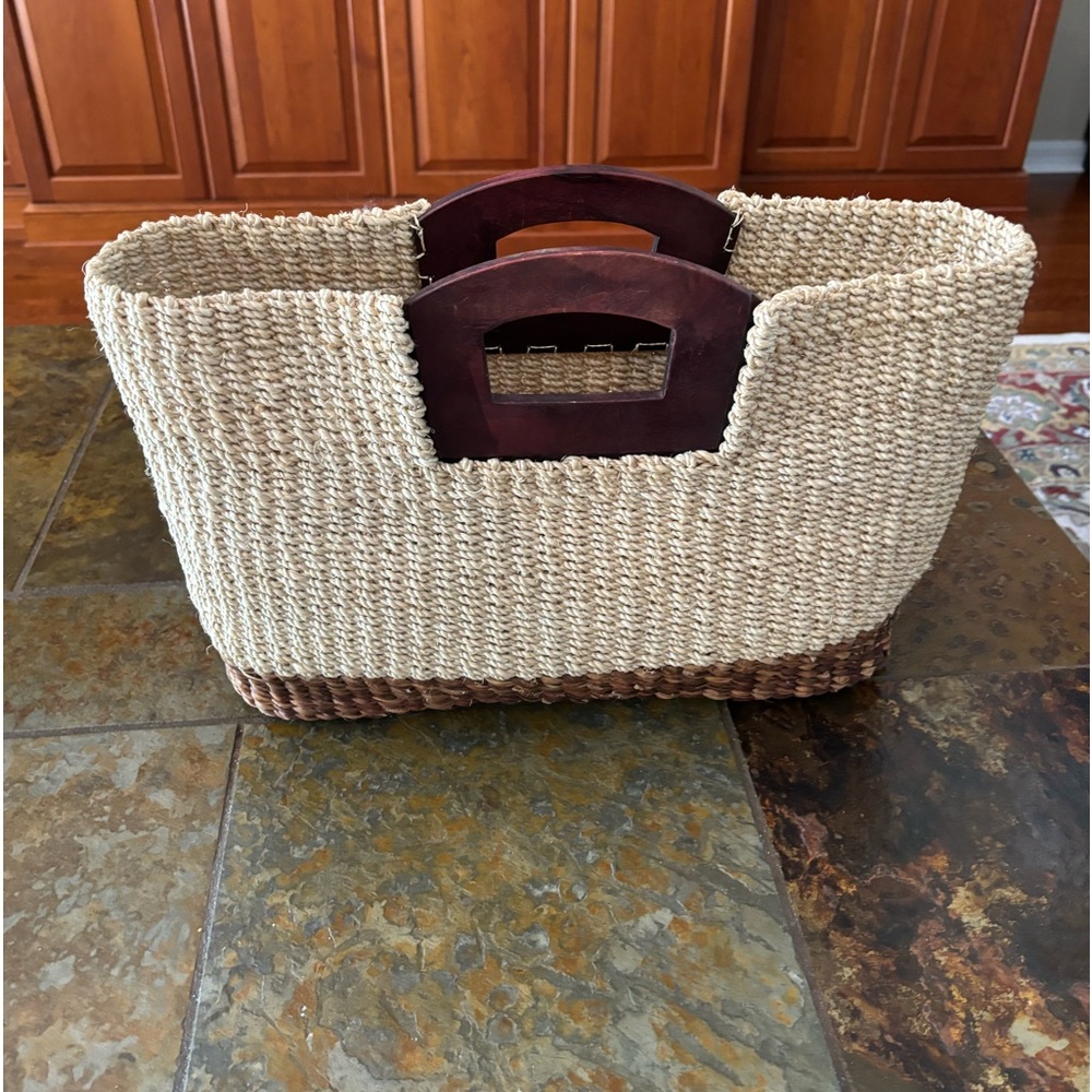Woven Seagrass Tote With Wooden Handle - Picture 3 of 8